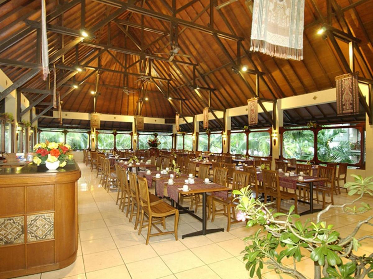 Club Bali Suite Legian Exterior photo